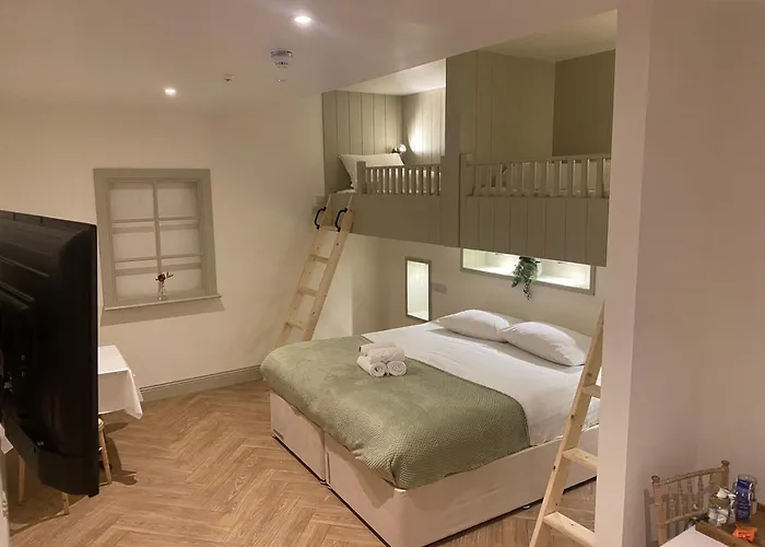 Walsh\'S Hotel And Apartments