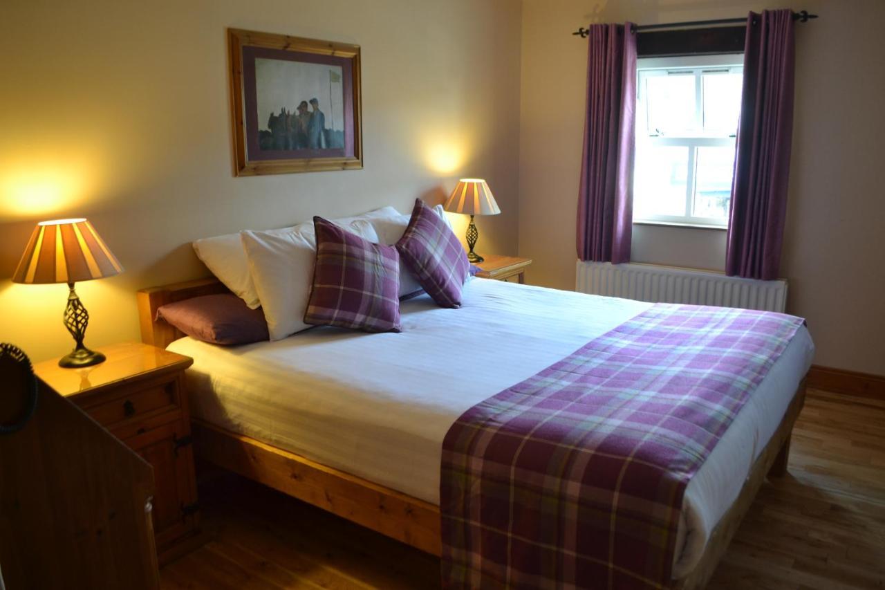Hotel Walsh's And