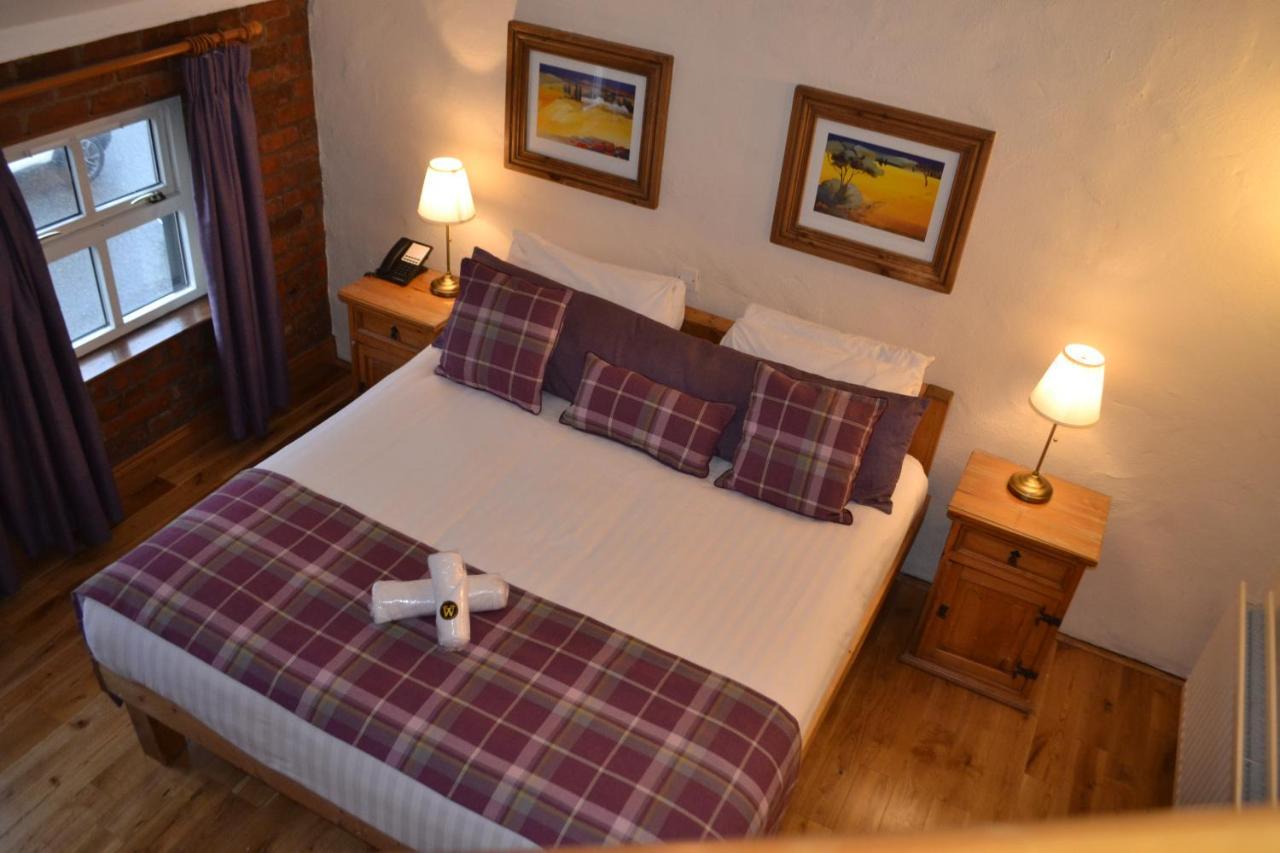 Walsh's And Hotel 3*